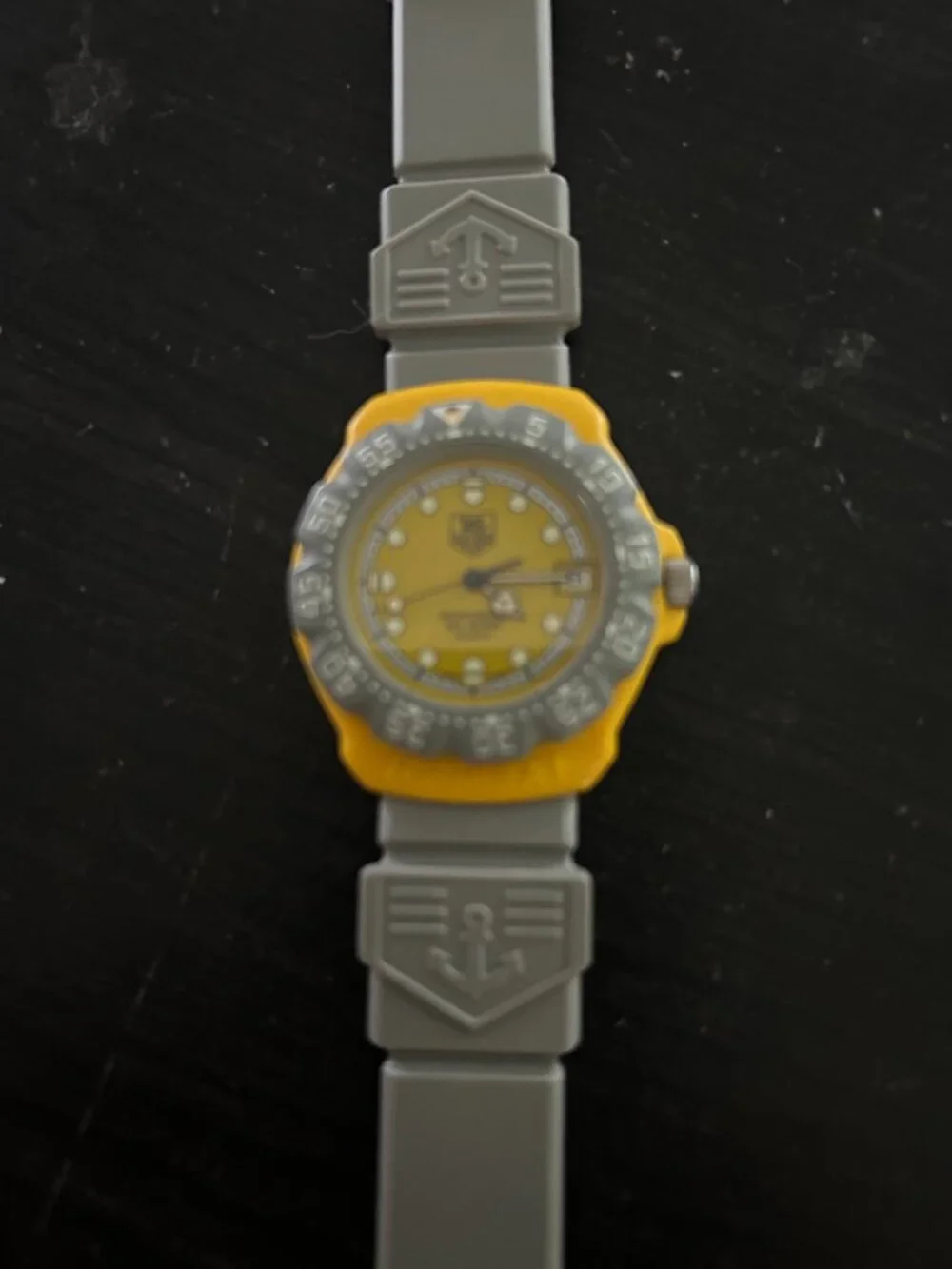 Tag Heuer 35mm Men's Formula 1 Yellow/ Grey Swiss Quartz F1 Watch- Ref: 382.513!